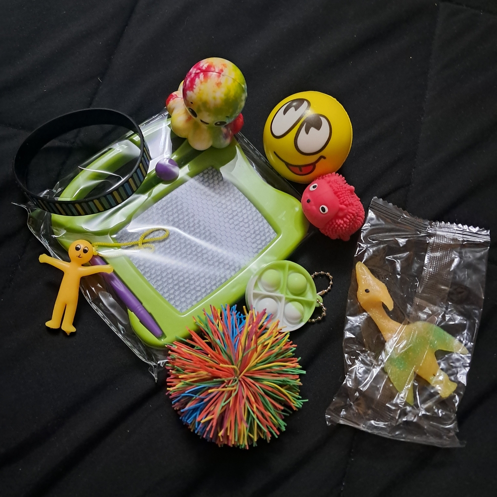 9 Piece Sensory Colorful Kids Toy Set - Picture 2 of 2